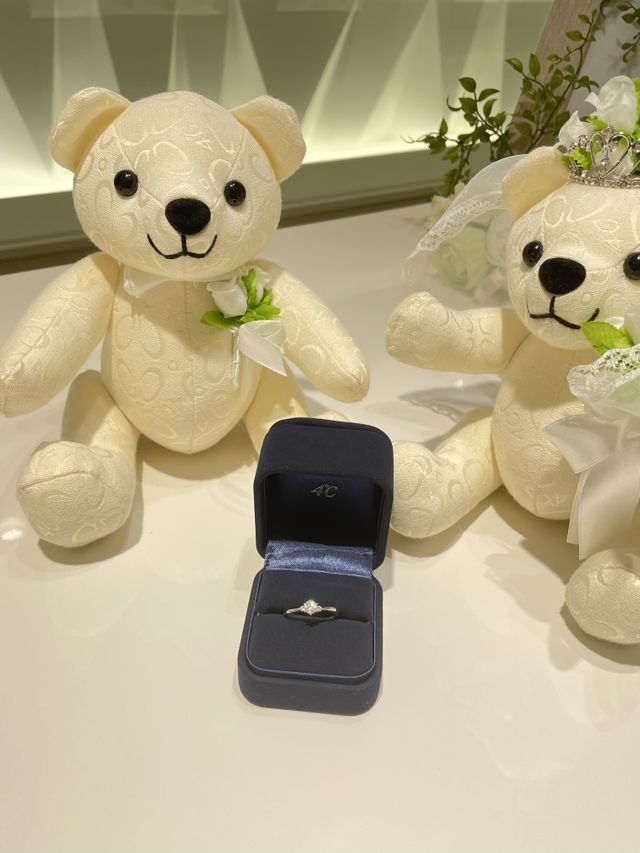 お店で撮影しました。