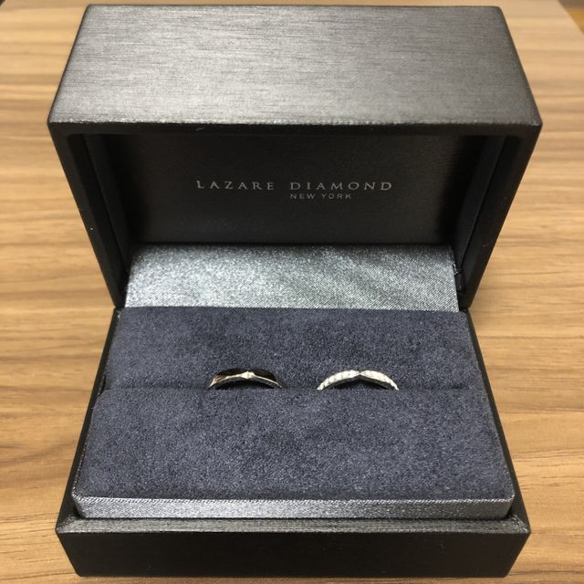 ハーフエタニティの結婚指輪