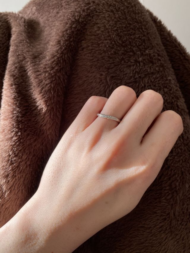 フィーヌシリーズの結婚指輪です。