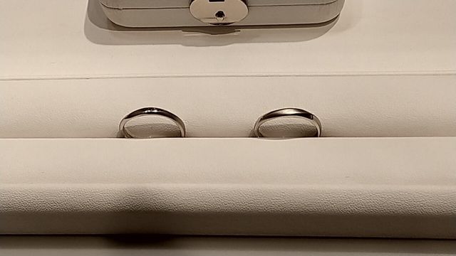 2つ合わせるとラインがつながる