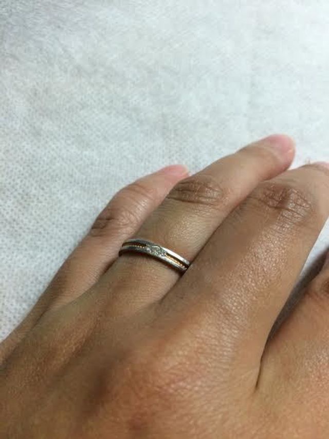 真ん中にダイヤ、ドッドに見える部分は全部ハート！