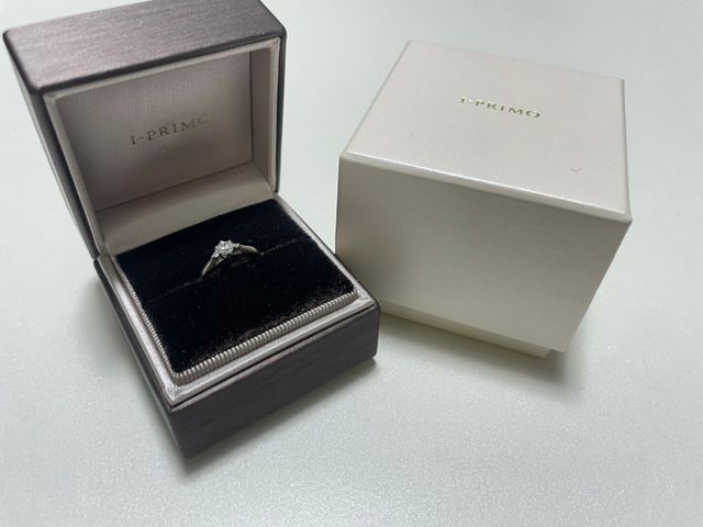 4Cにこだわって選んだエンゲージリングです。