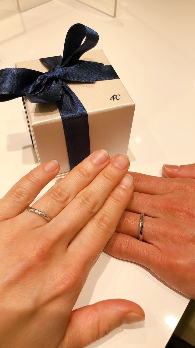 婚約指輪とセット