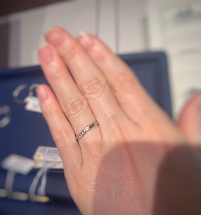 ウェーブタイプのリング