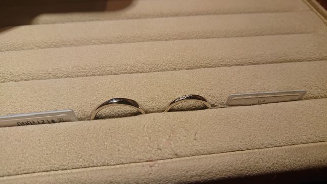 今回購入した結婚指輪です。