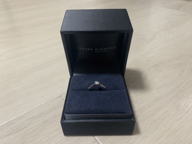 ダイヤが本当にきれいだったのでシンプルなリングを選びました