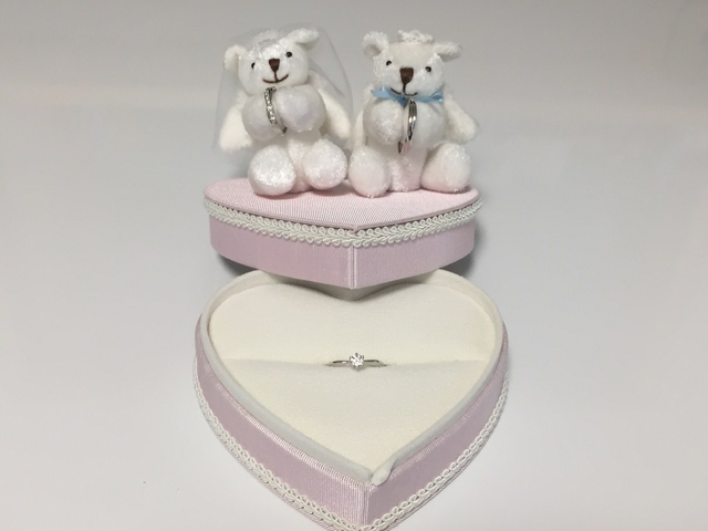 自分が気になっていたカットとクラリティを重視していました。