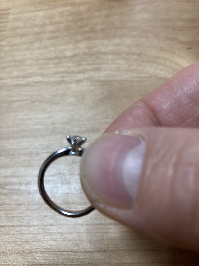 デザインに関して、デザインナーの方と何度も検討しました。