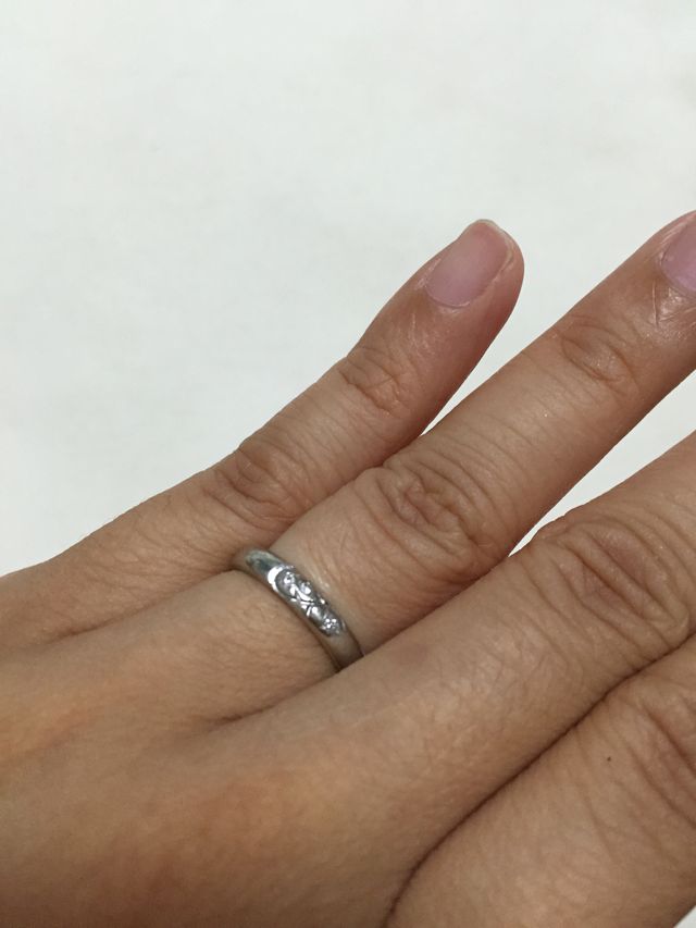 実際指輪をはめている写真