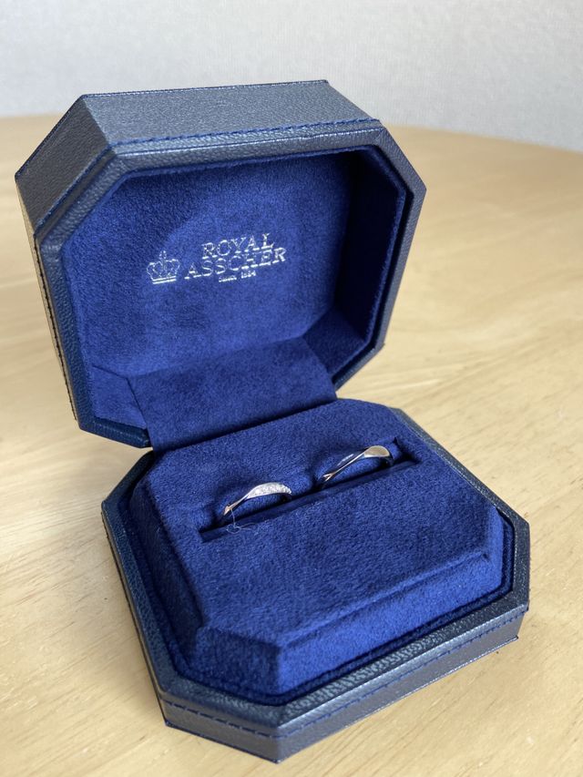 結婚指輪。夫婦ペア。