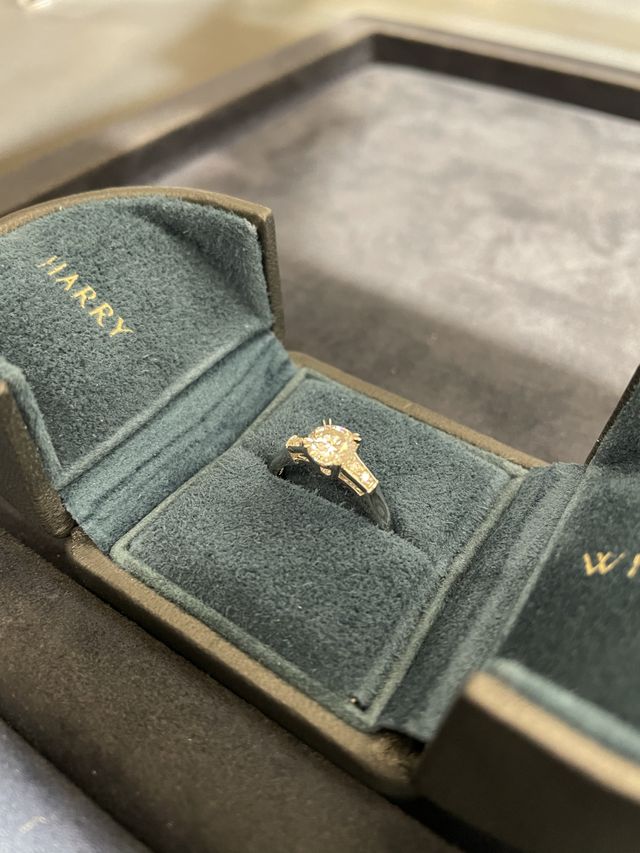 購入後店内で写真を撮影することができます(試着の際にはNG)