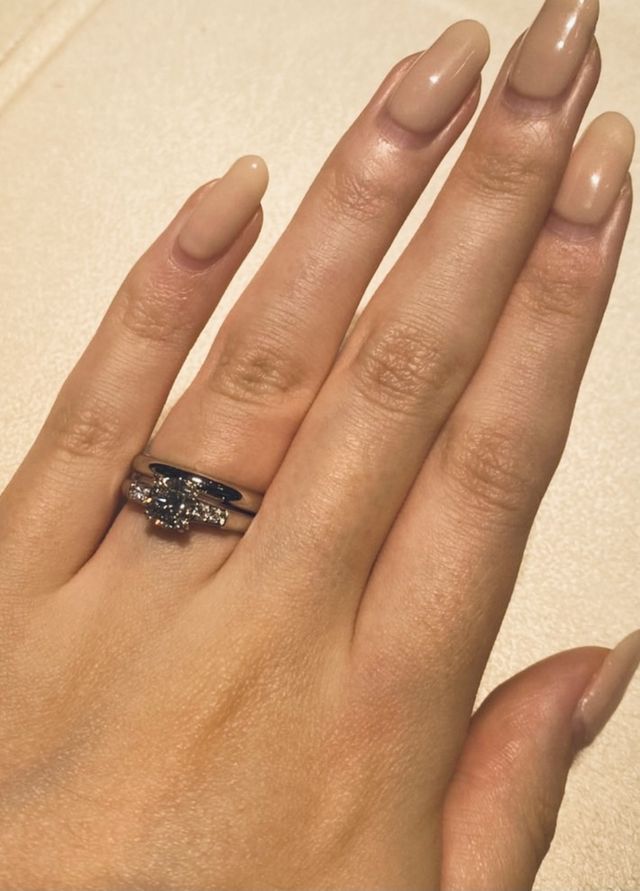 婚約指輪とあう結婚指輪を探しました