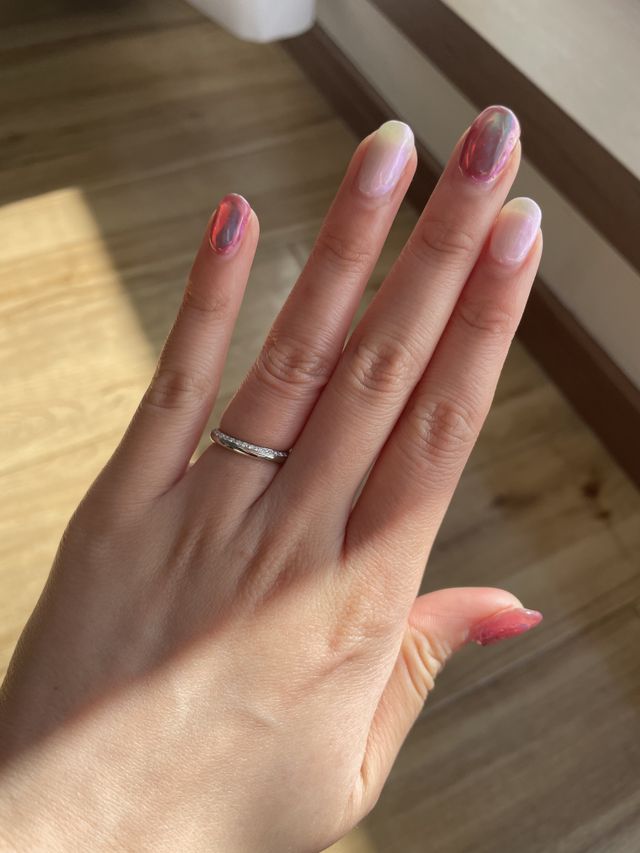 上の部分にダイアモンドついていて可愛いです！