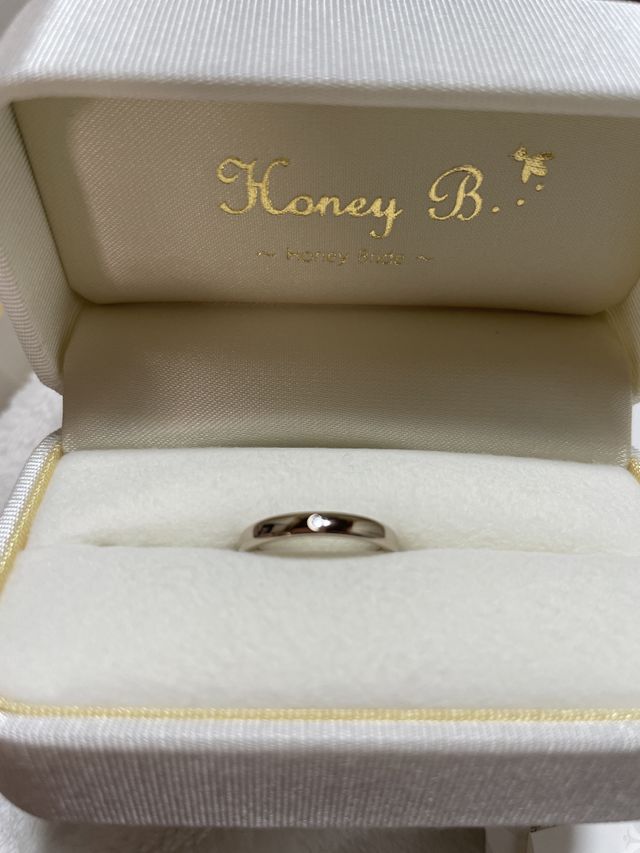 妊娠前に作成。現在は手が浮腫む為、写真は私(妻)のものです。