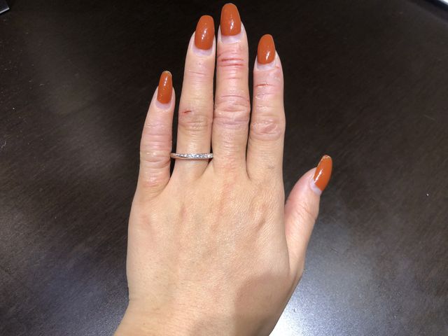 付け方によってダイヤの見え方が変わるので凄く可愛いです