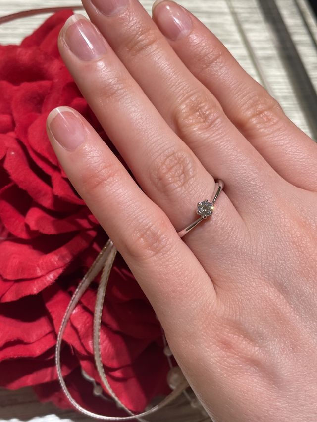 ウェヌスのV字のデザインのもの