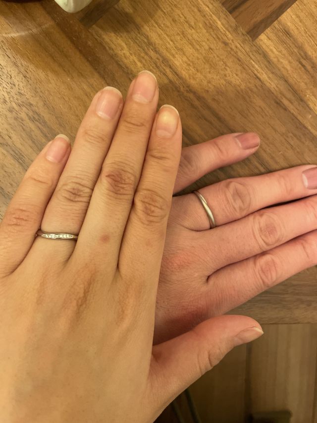 女性物は華やかさがあり
男性物はクールな感じで気に入ってます