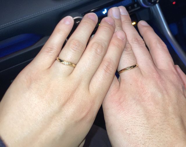 ゴールドで飽きのこないデザインです。