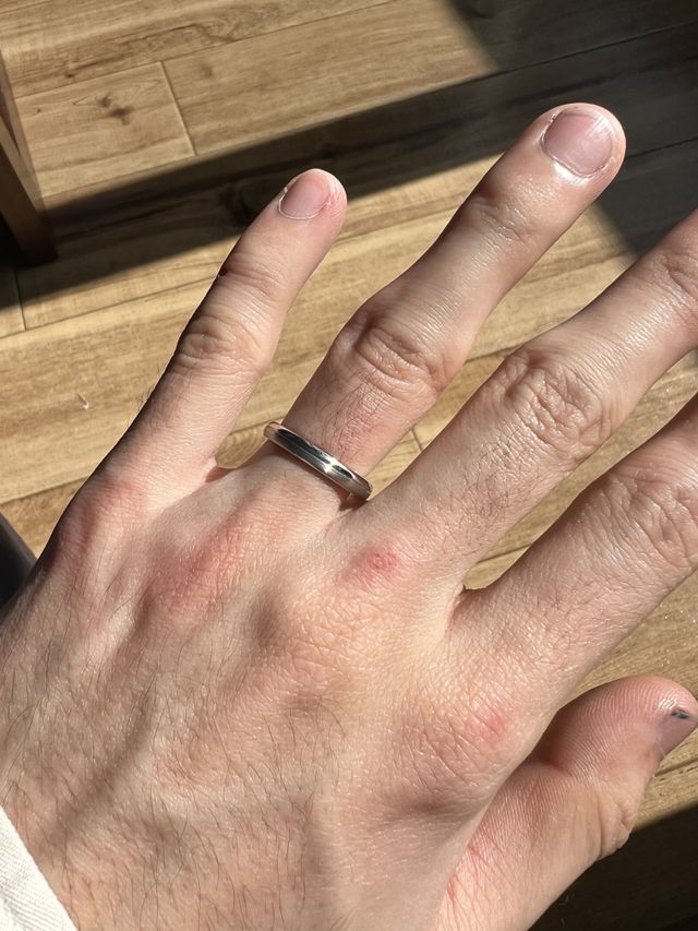 アイプリモの結婚指輪アナエルになります。