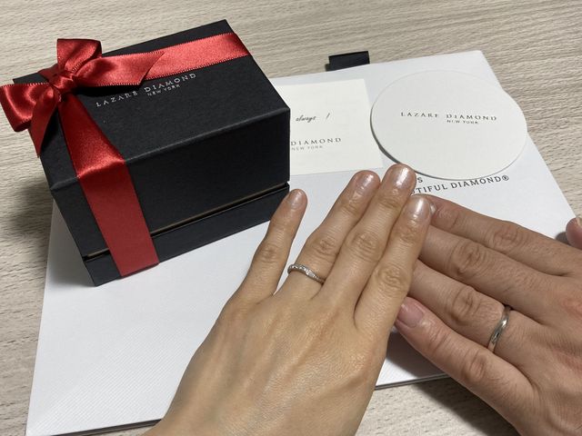 購入した指輪を早速付けて、写真を撮ってみました。