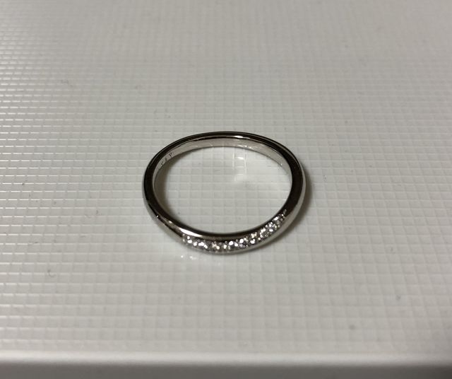 指輪のみの写真です。