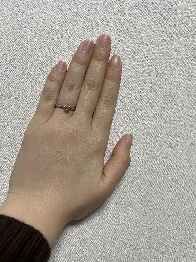 サイズもぴったりでダイヤモンドが輝きます。