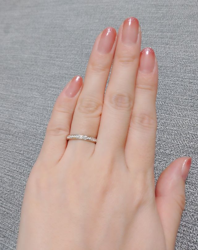 結婚指輪のアプローズ。