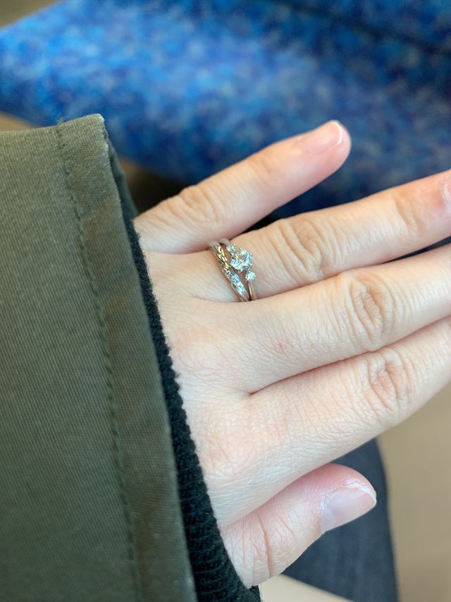 重ね付けするととても可愛いです。