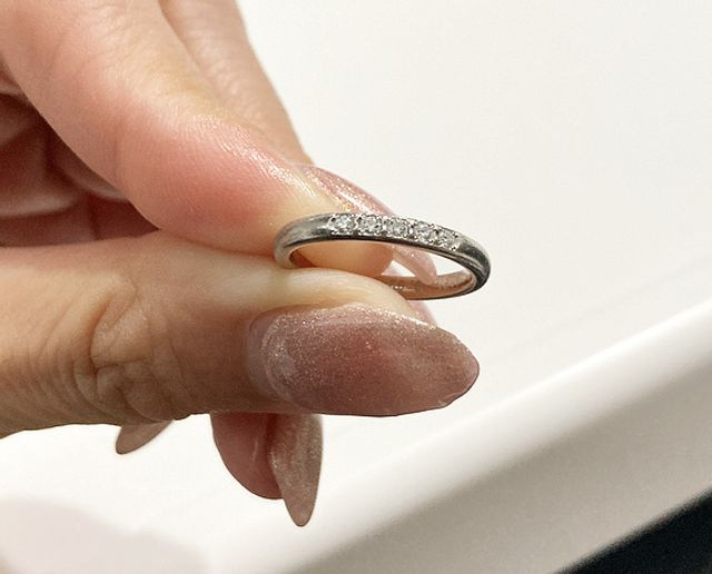 ５粒のダイヤが入った指輪