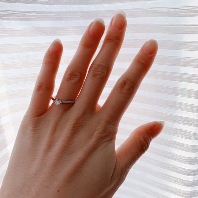 光に当たるとなお一層、輝きが増します！