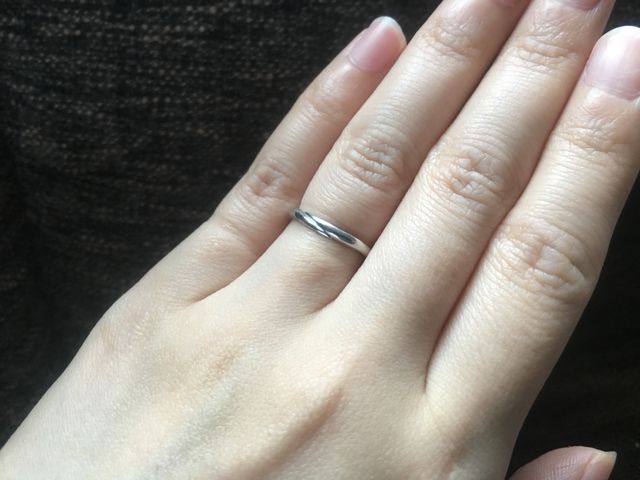 細さとデザインでこちらに決めました。