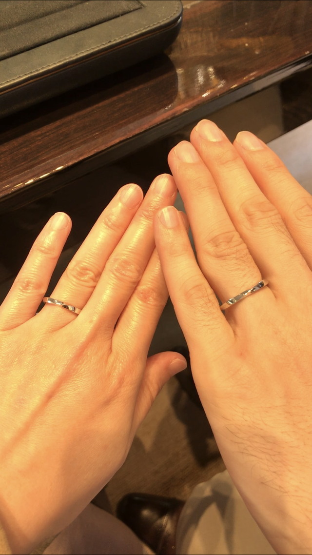 ねじれがおしゃれな人気の商品です。