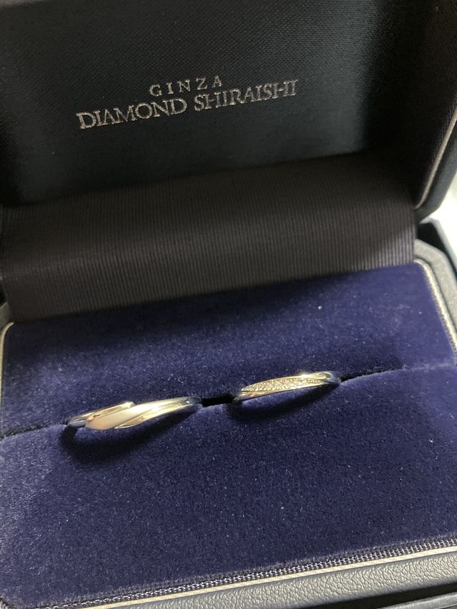 女性用はブーケ、男性用はイーノを購入しました。