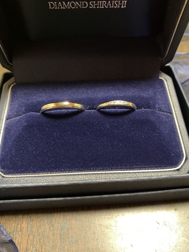 上品な指輪で、見た瞬間「素敵」と思いました！