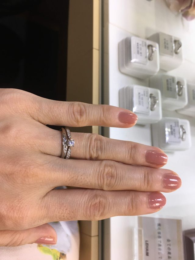 手元がキラキラです。