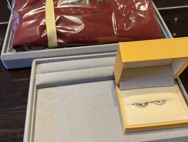 指輪とDIYの時に付けていた、エプロンも作ってもらいました