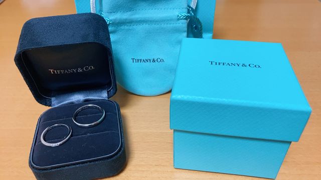 結婚指輪
ケース、箱