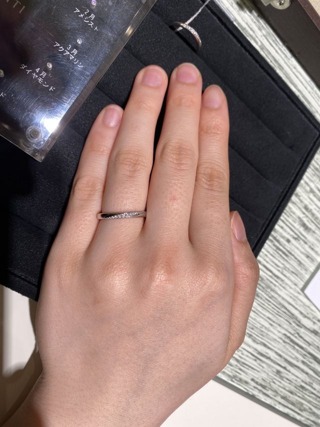 つけ心地も良く、様々な角度からダイヤが綺麗に見えました！