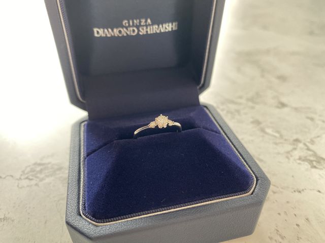 リングのデザイン、名前が素敵だったので選ばせてもらいました。