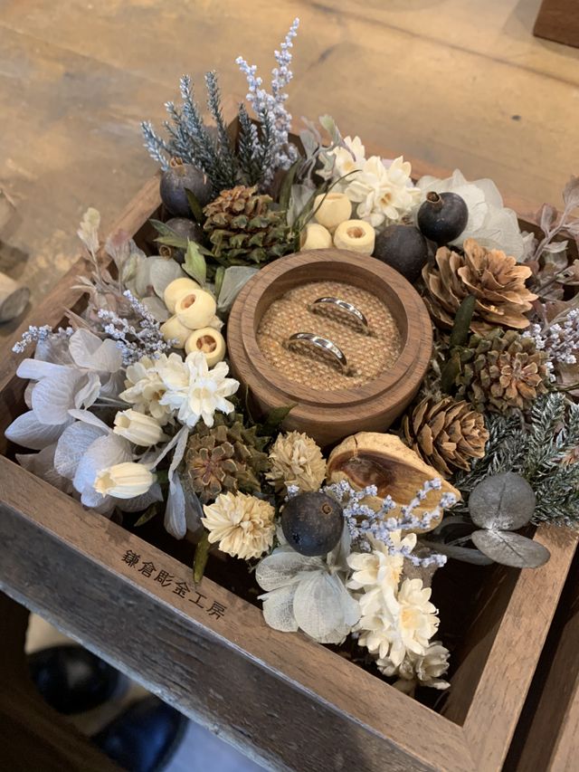 石を嵌める前の出来上がり画像です。