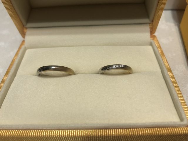 ゴールド部分はマット加工にしてもらいました。指にも馴染みます