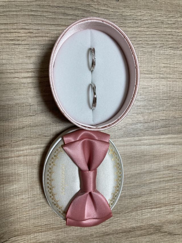 指輪ととってもかわいいボックスです