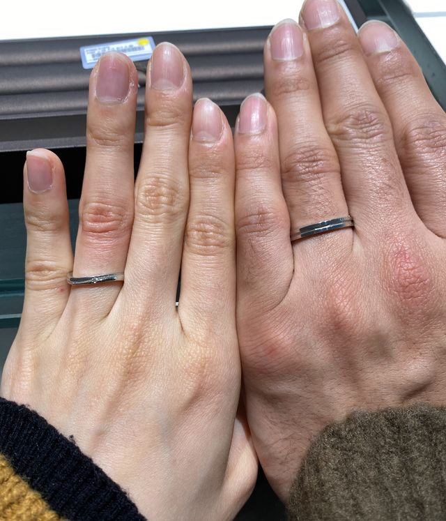 左　新婦
右　新郎