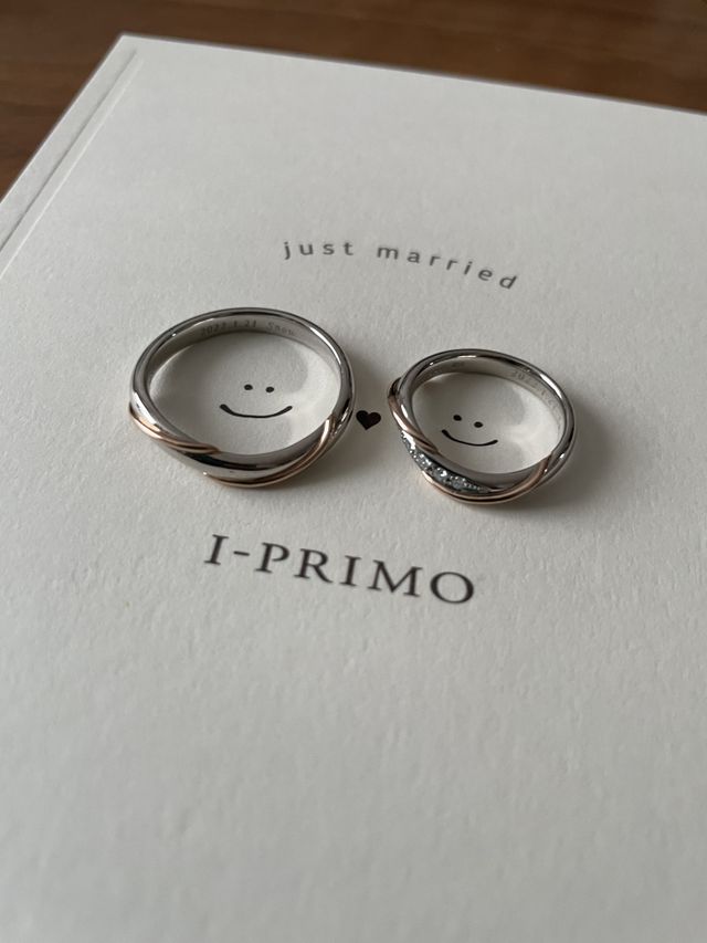 店舗にて頂いた台紙の上で撮影しました。