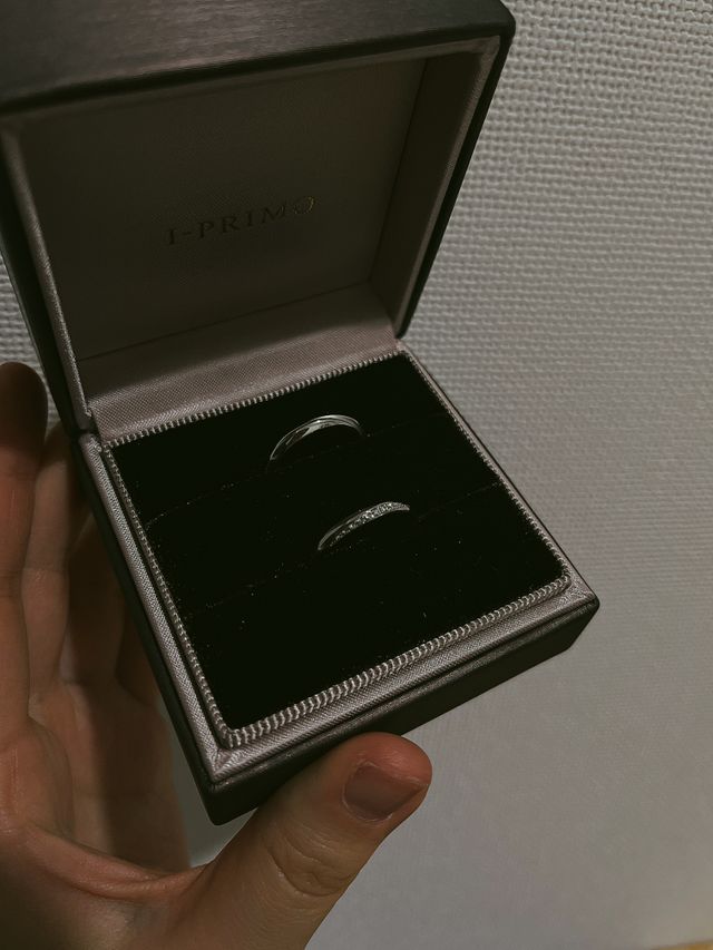 
太陽光に当てた時のキラキラ感が本当に綺麗です。