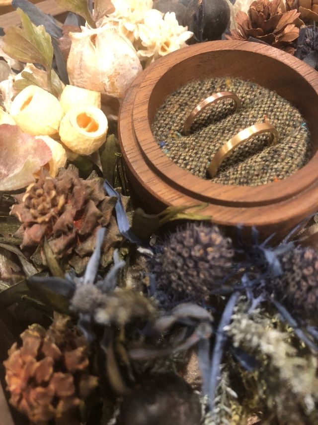 こちらのケース（有料）にいれて納品していただきました。