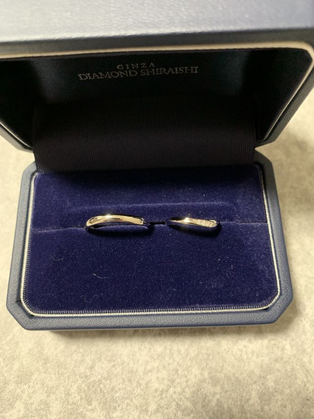 デザインや形は、シンプルなのに、高級感のある見た目が素敵です