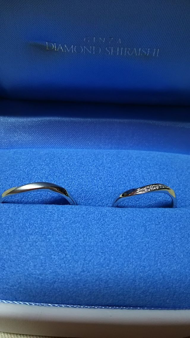 同じデザインのリング。