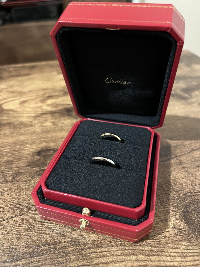 定番の赤のボックスに入っています