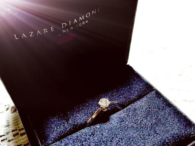 購入した婚約指輪です